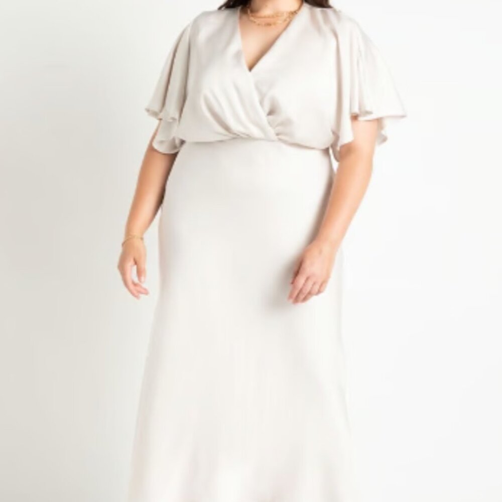 ELOQUII Kimono Sleeve Maxi Dress in Ivory/Champagne Size 18